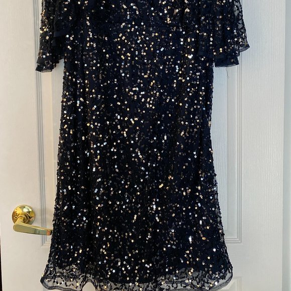 Maya Deluxe Curve delicate sequin wrap midi pencil dress in navy - Picture 5 of 8